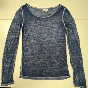 Women Sweater long sleeve Aeropostale Size Large - Blue.